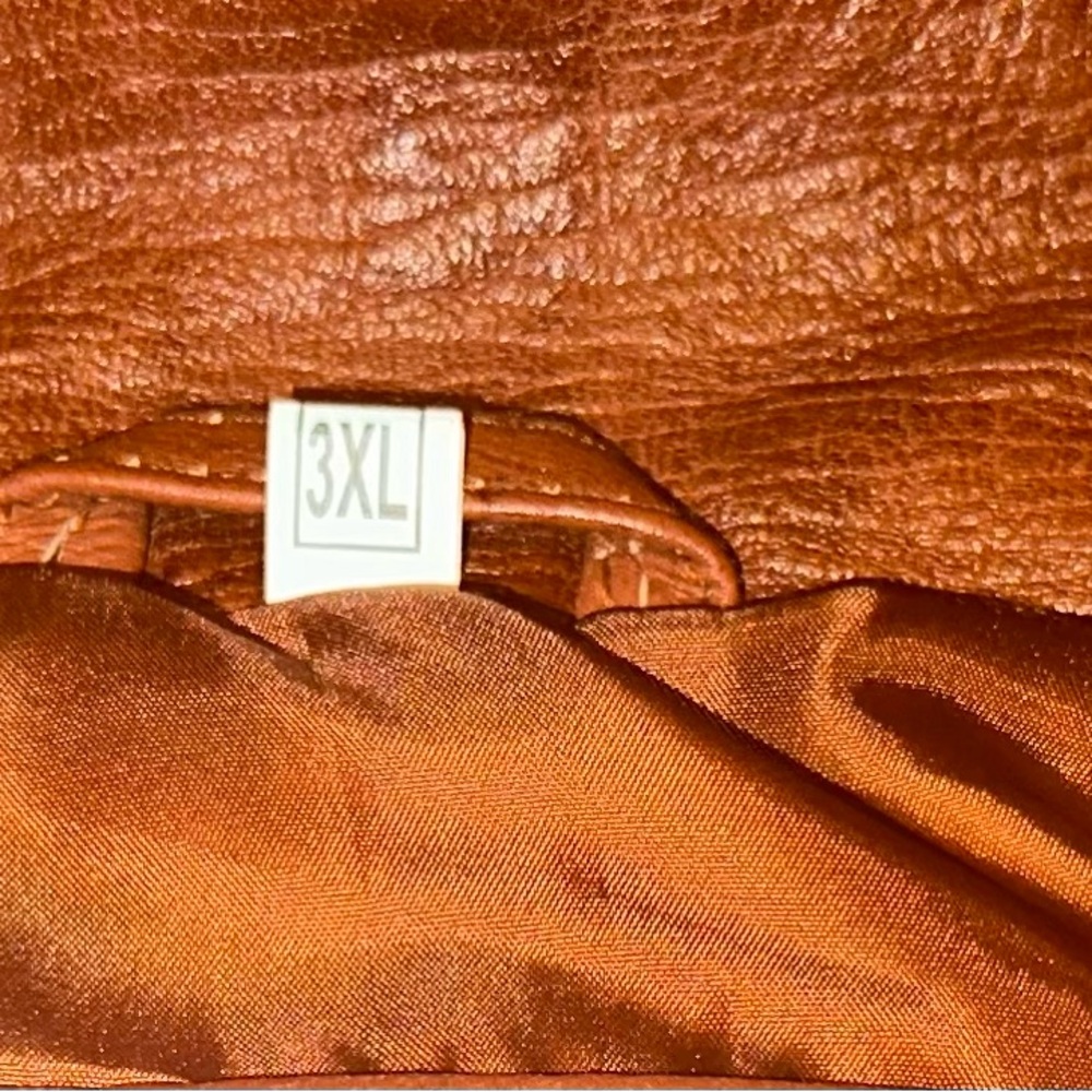 Brown Star-Patterned Jacket - Picture 9 of 9